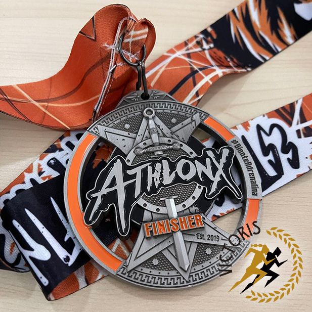 Diseño de Medalla AthlonX 2025. Adrenaline Race.