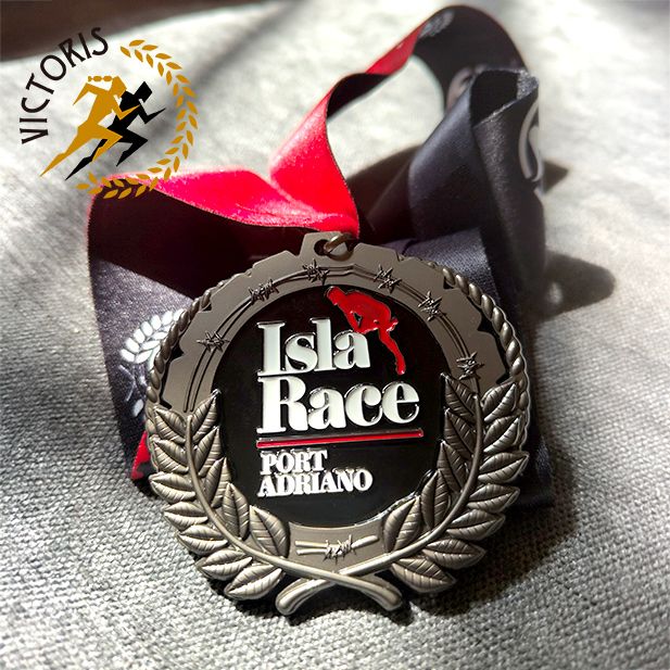 Diseño de la medalla de Isla Race 2025