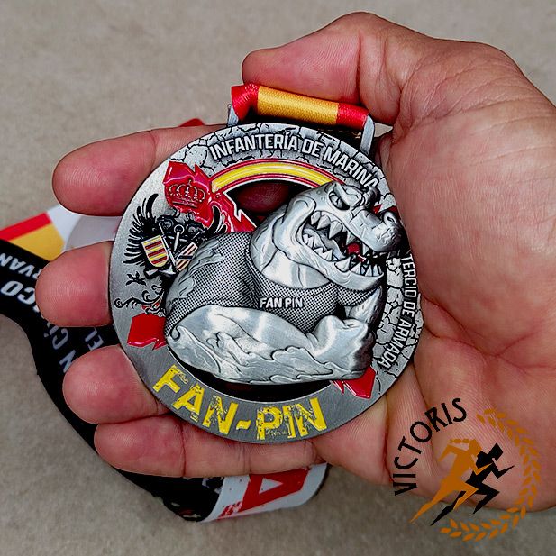 Medallas finisher Fan-Pin Race 2026.